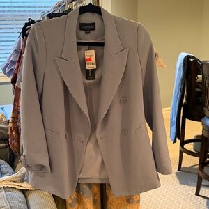 Le Chateau Light Gray Blazer